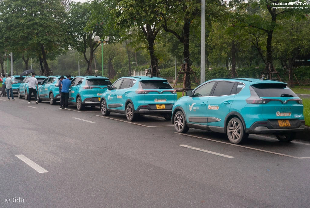 Taxi ĐẤT ĐỎ